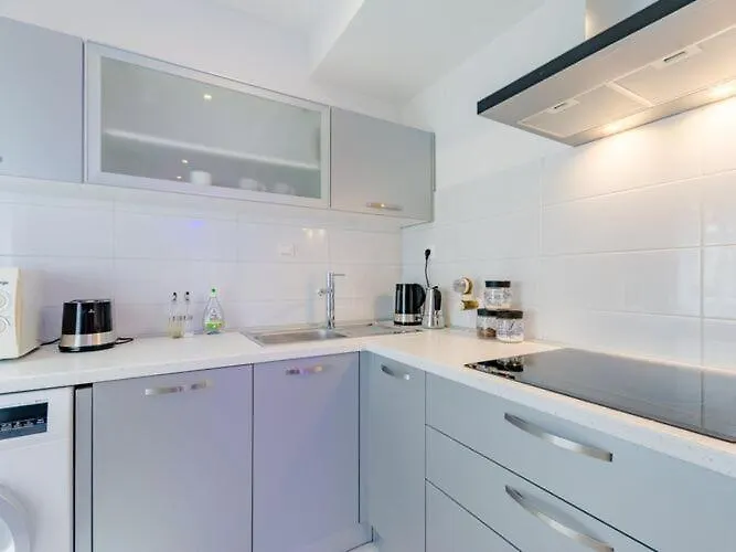 Luce Mala St - With Terrace Appartement Split