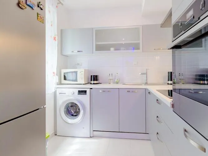 Luce Mala St - With Terrace سبليت